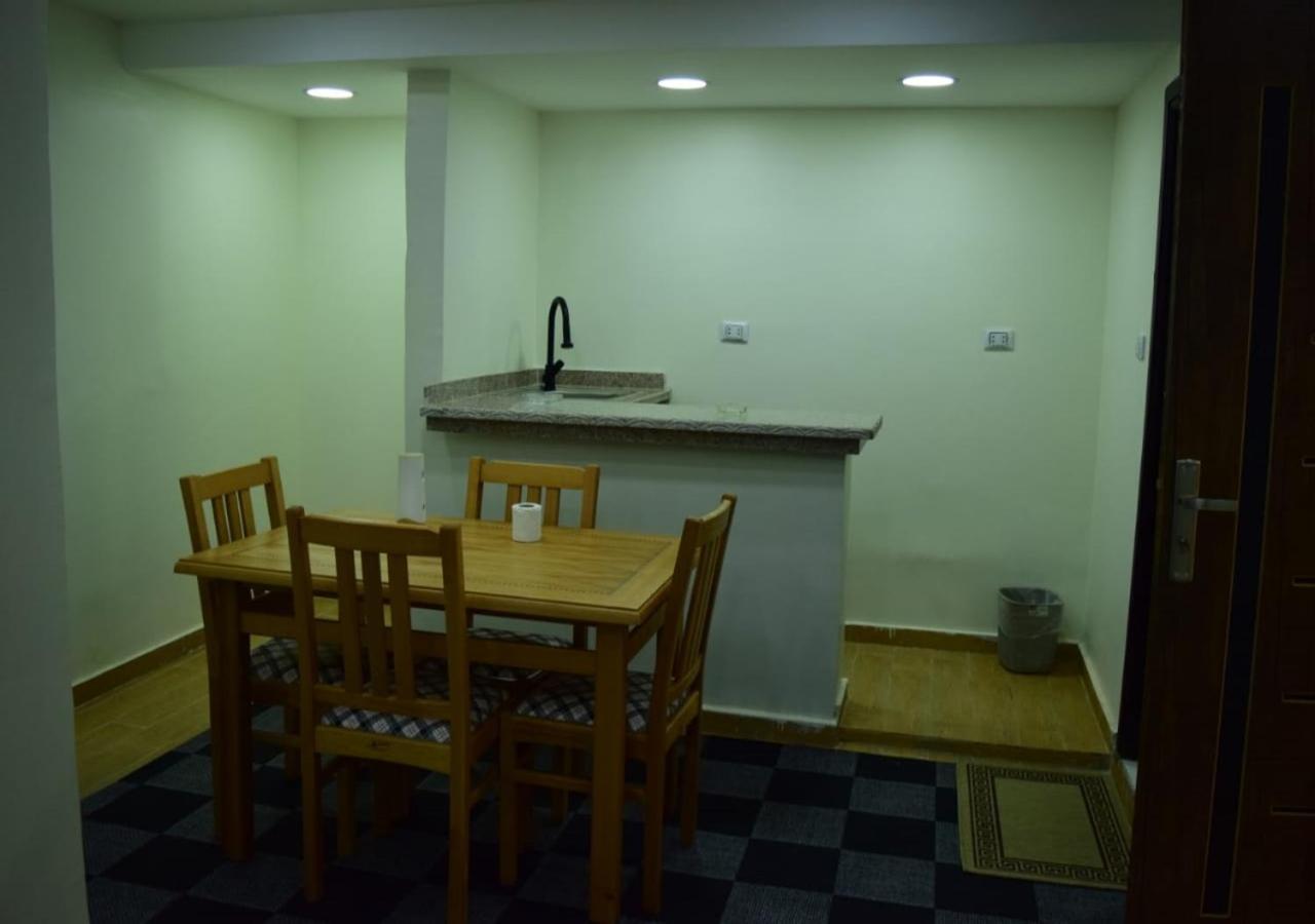 Hadla Inn Nazlet el-Sîsi Εξωτερικό φωτογραφία